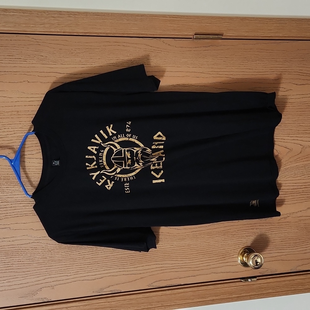 👕 ● Reykjavik Iceland ● Tee Size Mens XL